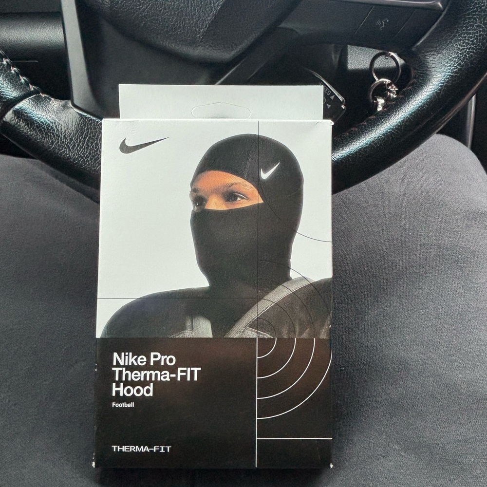 Nike Pro Therma-FIT Hood - Black and Gray